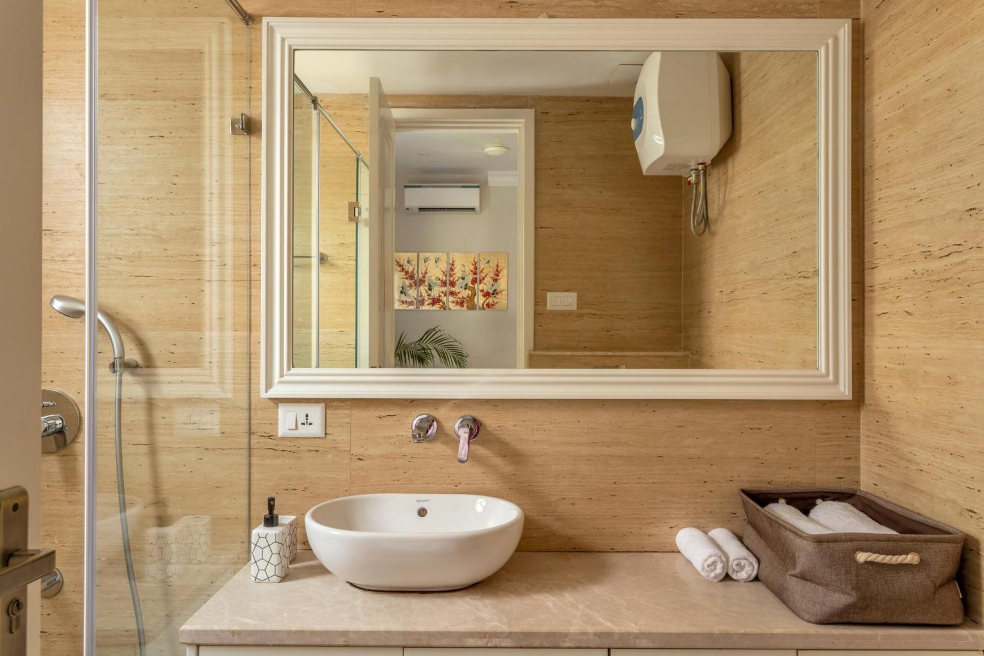 Villa Firefly By Tisyastays Nagoa Exterior photo